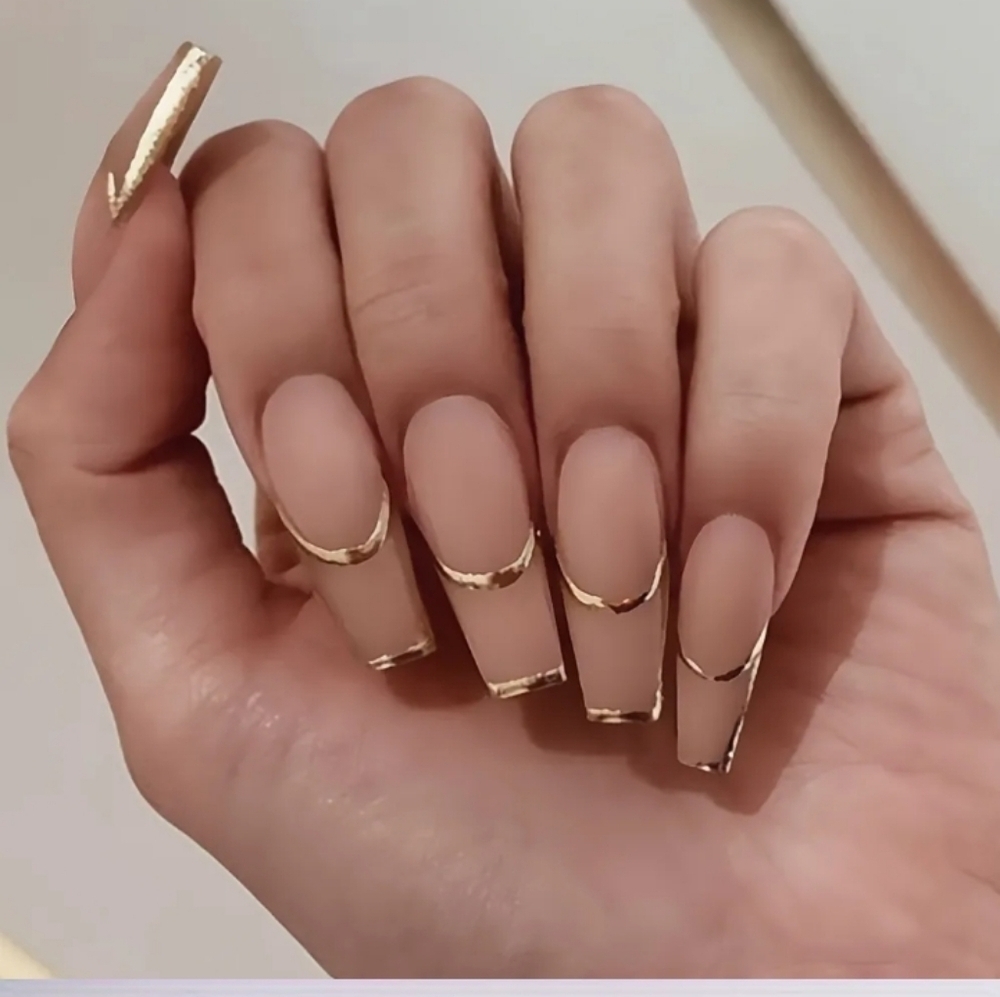 🔥3/$21 Long Matte Nude with Gold Foil Lines Press on nails